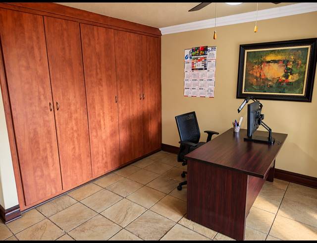 3 BEDROOM HOUSE FOR SALE IN VANDERBIJLPARK SW 5